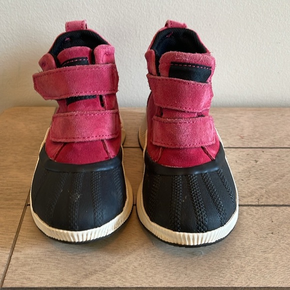 Sorel Kids Out N About Waterproof Boots SZ 10 - Picture 4 of 9